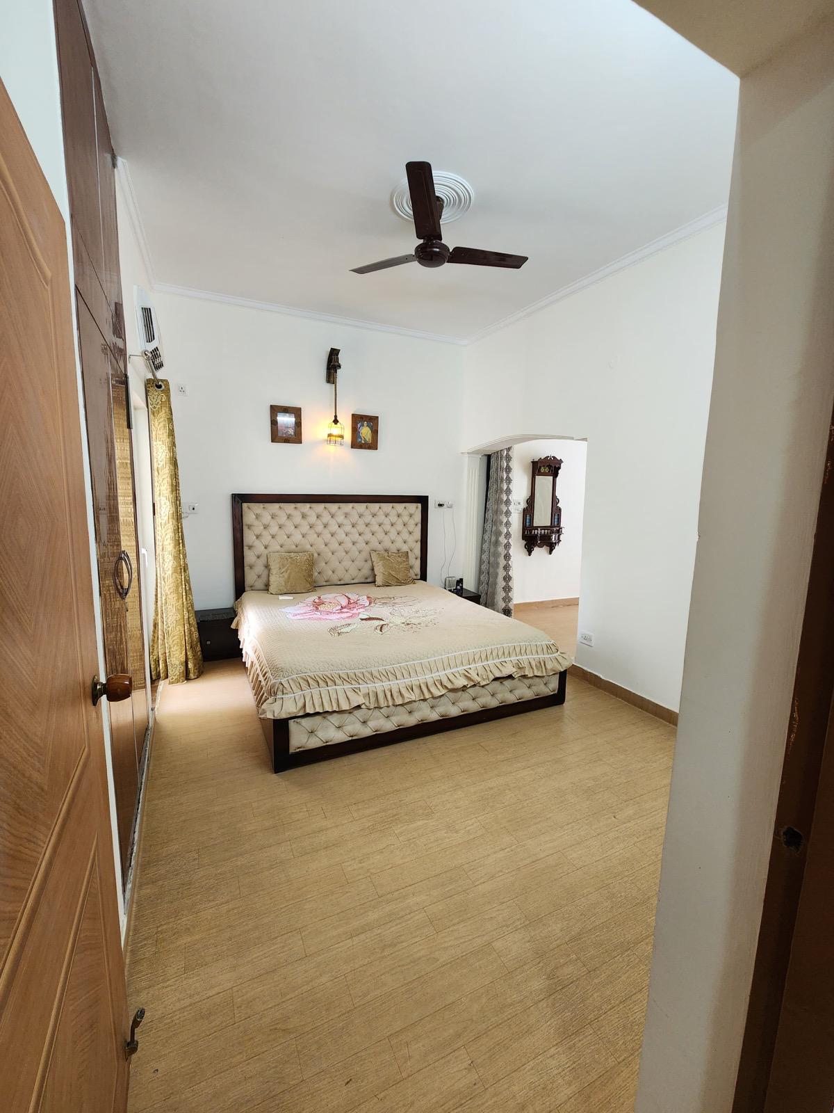 3 BHK Builder Floor For Rent in M Block Malviya Nagar 