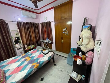 Bedroom in 2 BHK Villa at Sector 19 – for Rent