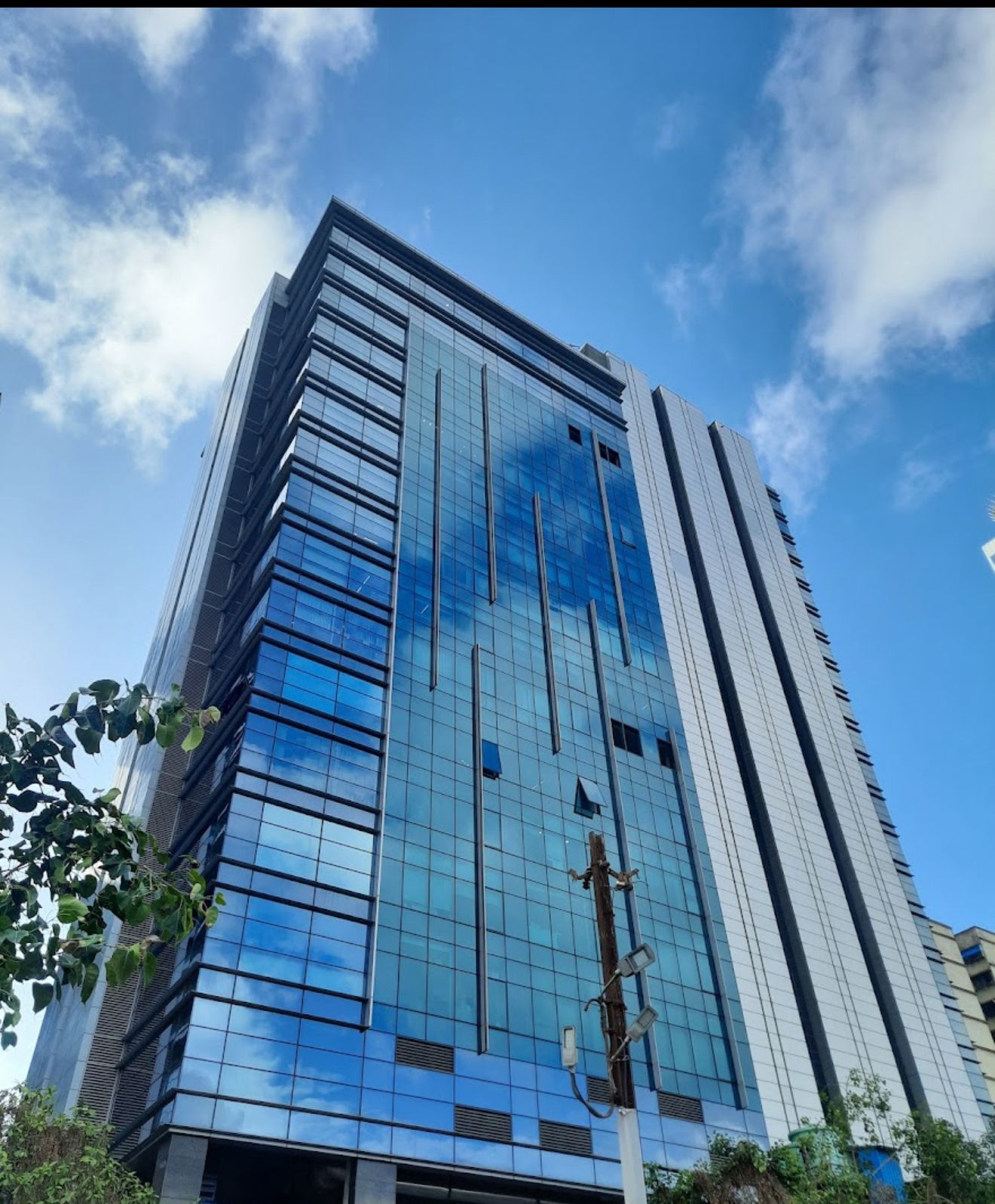 Office Space For Sale in Shree Naman Midtown