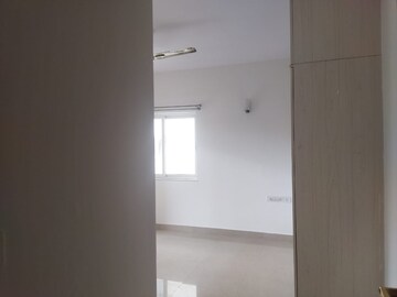 Bathroom in 3 BHK Apartment at Prestige Kensington Gardens, Jalahalli – for Rent