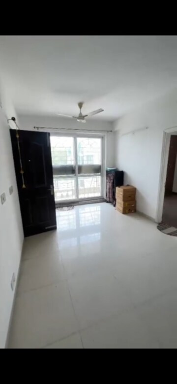 Room in 3 BHK Independent House at BPTP Parkland Pride Phase 2, Sector 77 – for Rent