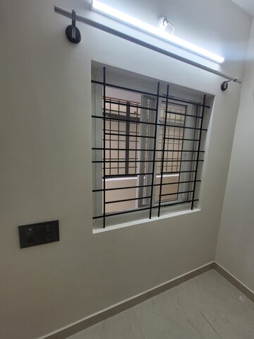 Room in 1 BHK Builder Floor at Hsr Layout – for Rent