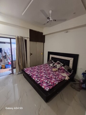 3 BHK Apartment For Sale in Vip Road