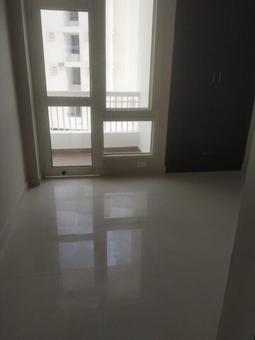 Room in 2 BHK Apartment at SBP Housing Park, Central Derabassi – for Rent