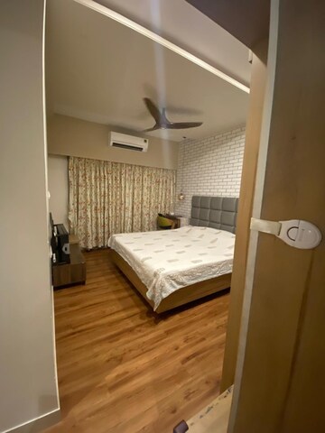 Master Bedroom in 2 BHK Apartment at Arkade Earth, Kanjurmarg East – for Rent