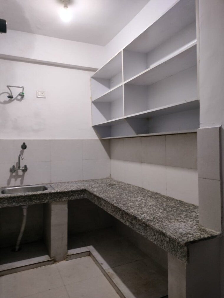 Kitchen, maidan garhi 1 Bedroom 450 Sq.Ft. Builder Floor In Maidan Garhi Delhi 9040434