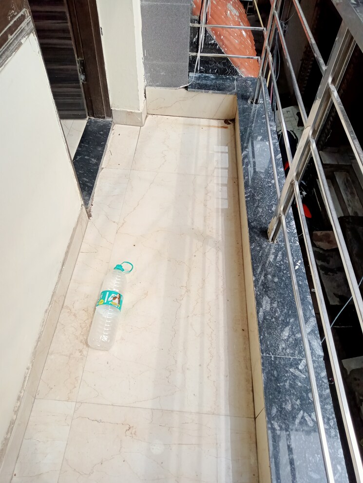 Balcony, maidan garhi 1 Bedroom 450 Sq.Ft. Builder Floor In Maidan Garhi Delhi 9040434