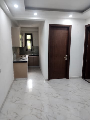 Room in 2 BHK Builder Floor at Ignou Road – for Sale