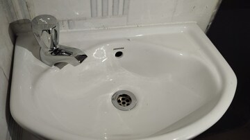 Bathroom in 1 BHK Apartment at Vikhroli East – for Rent