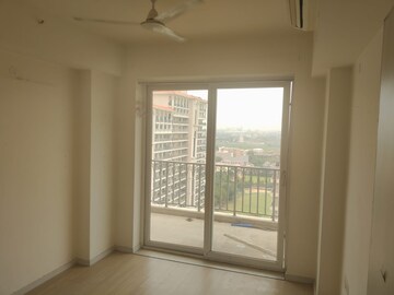3 BHK Apartment For Sale in DLF The Skycourt, Sector 86