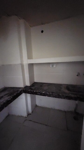 Furnished Amenities in 1 RK Builder Floor at New Ashok Nagar – for Rent
