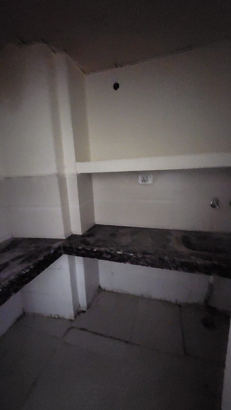 undefined, new ashok nagar 1 RK 350 Sq.Ft. Builder Floor In New Ashok Nagar Delhi 9040554