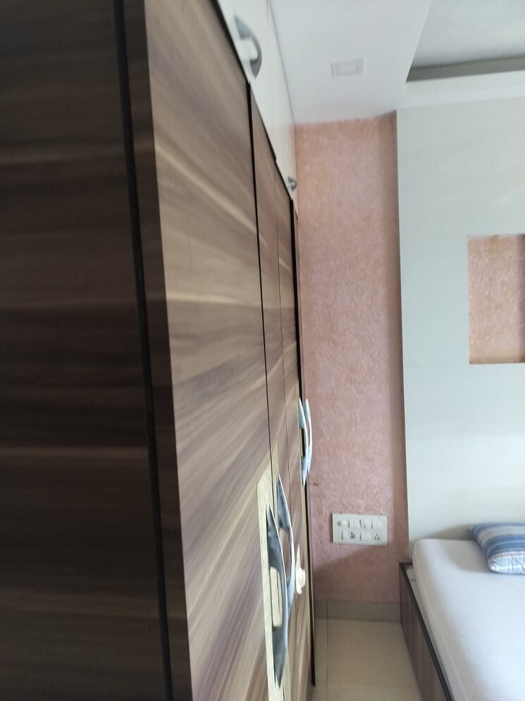 Bedroom, bandra west 1 Bedroom 550 Sq.Ft. Apartment In Bandra West Mumbai 9040551