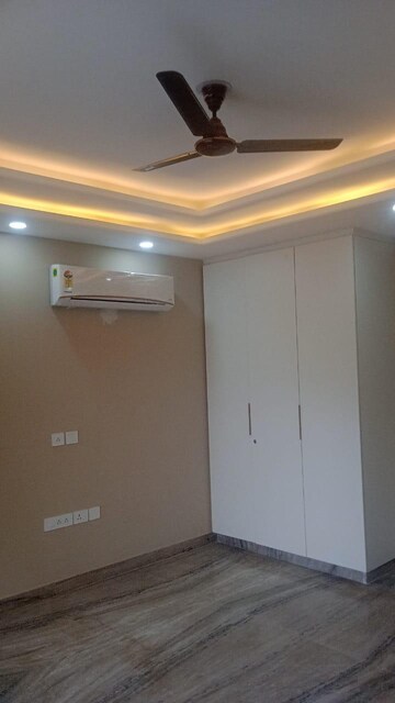 Furnished Amenities in 3 BHK Builder Floor at Sector 43 – for Rent
