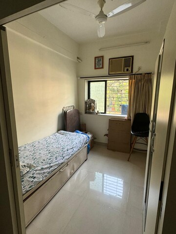 Bedroom in 1 BHK Apartment at Hari Niketan, Khar West – for Rent