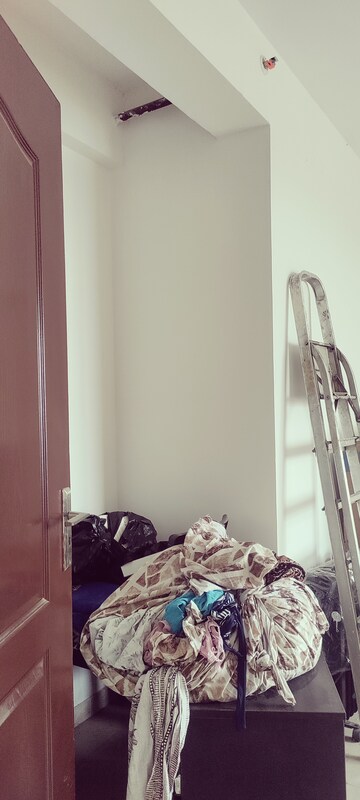 Staircase in 3 BHK Apartment at Shiv Sai Ozone Park, Sector 86 – for Rent