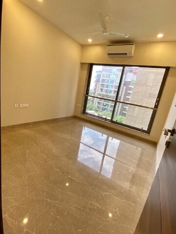 Room in 2 BHK Apartment at Bandra West – for Rent