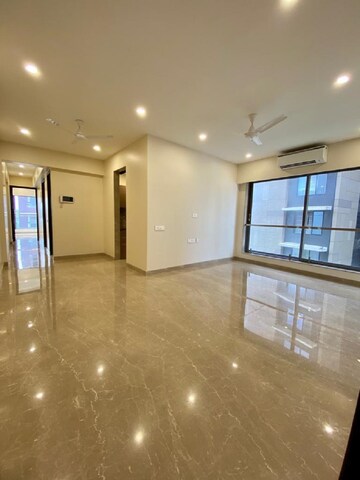 2 BHK Apartment For Rent in Bandra West