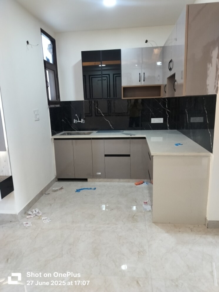 Kitchen, vasant kunj 3 Bedroom 1925 Sq.Ft. Builder Floor In Vasant Kunj Delhi 9040607