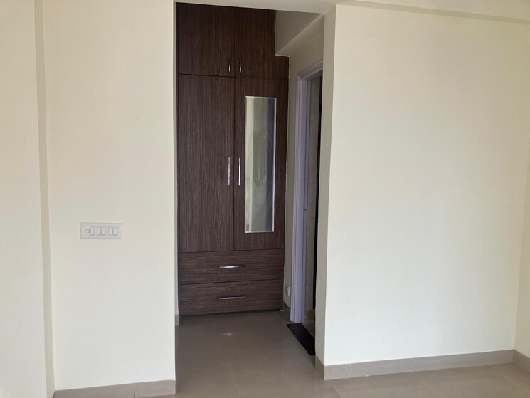 Room, shiv-sai-ozone-park 3 Bedroom 1261 Sq.Ft. Apartment In Sector 86 Faridabad 9040631