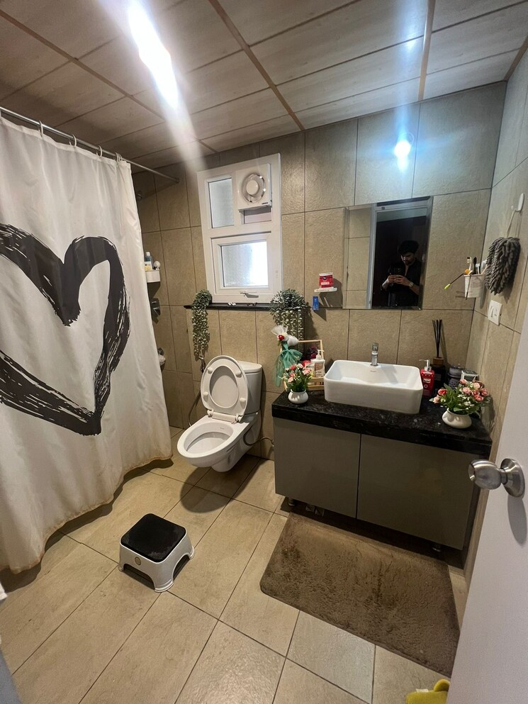 Attached Bathroom, prestige-high-fields 2.5 Bedroom 1492 Sq.Ft. Apartment In Gachibowli Hyderabad 9040601