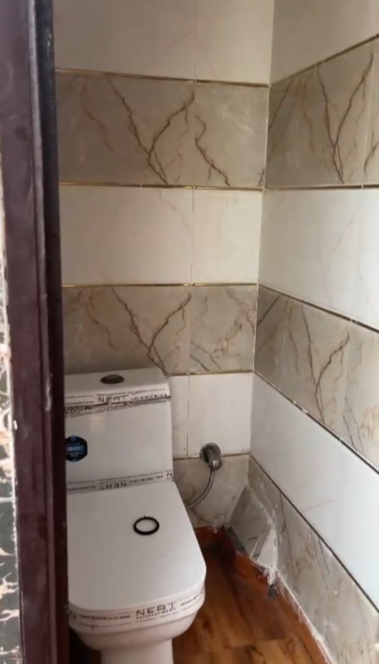 Bathroom, sector 20 2 Bedroom 162 Sq.Mt. Independent House In Sector 20 Noida 9040671