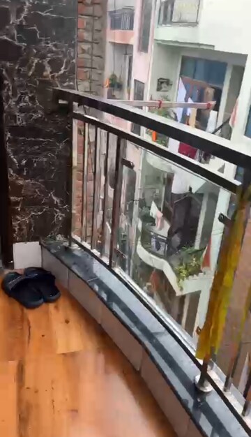 Balcony in 2 BHK Independent House at Sector 20 – for Rent