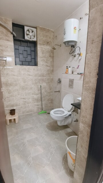 Bathroom in 3 BHK Apartment at JMD Gardens, Sector 33 – for Rent