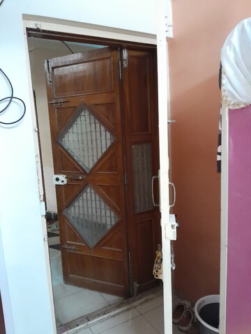 Furnished Amenities in 2 BHK Apartment at Arihant Darshan CHS, Kandivali East – for Sale
