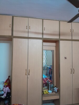 Furnished Amenities in 2 BHK Apartment at Arihant Darshan CHS, Kandivali East – for Sale