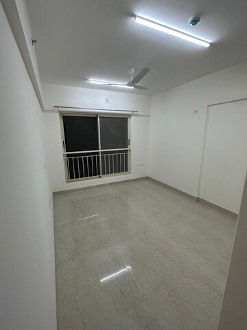 Room in 2 BHK Apartment at Supreme Estia Phase 1, Baner – for Rent