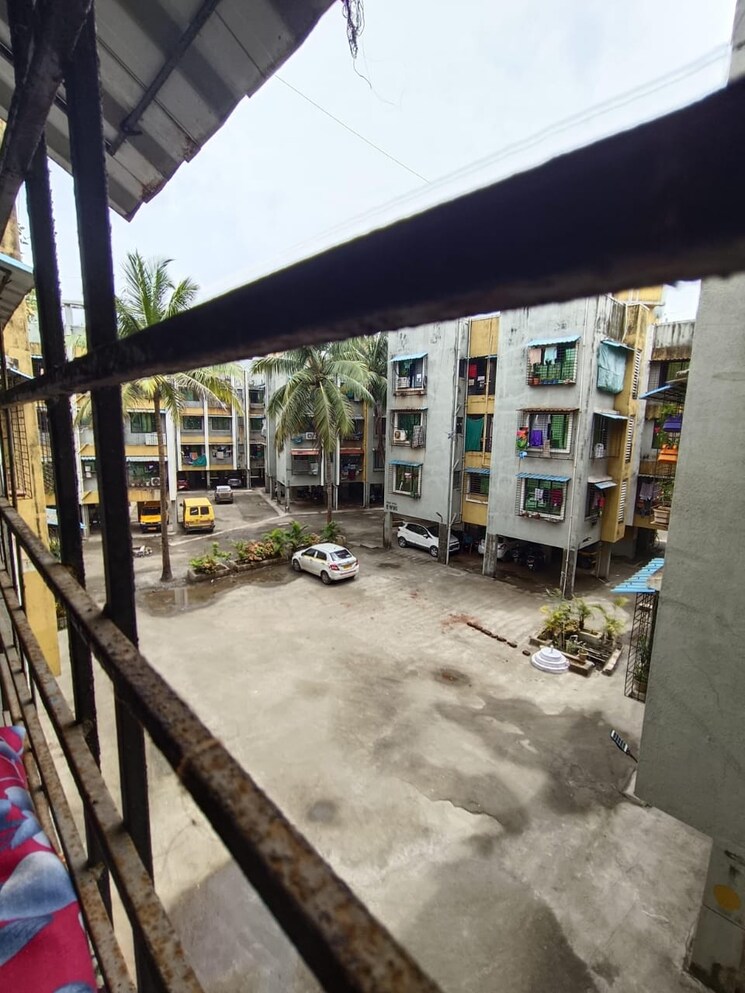 Balcony, kanakia-paris 2.5 Bedroom 1150 Sq.Ft. Apartment In Bandra East Mumbai 9040699