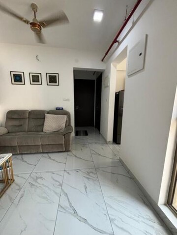 2 BHK Apartment For Rent in Raymond Ten X Habitat, Pokhran Road No Two
