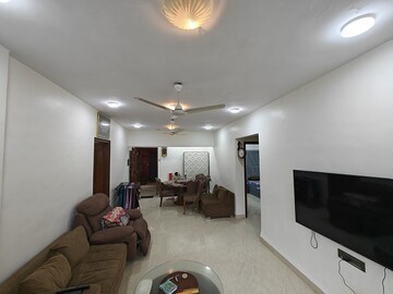 Living Room in 2 BHK Apartment at Bandra West – for Rent