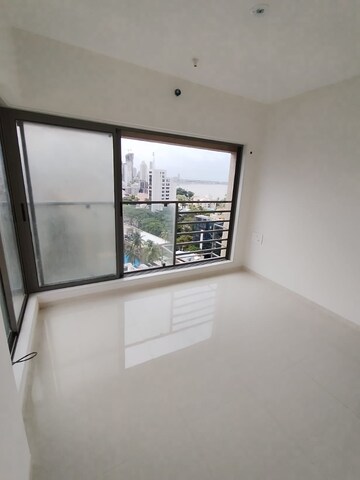 Room in 1 BHK Apartment at Shivaji Park – for Sale