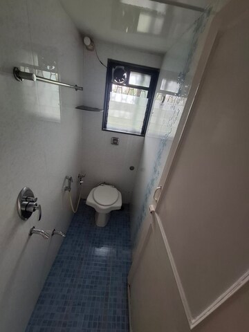 Bathroom in 1.5 BHK Apartment at Bandra West – for Rent