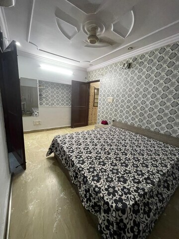 Bedroom in 1 BHK Builder Floor at Lajpat Nagar – for Rent