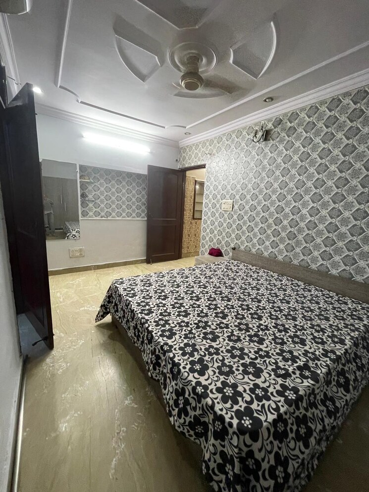 Bedroom, lajpat nagar 1 Bedroom 500 Sq.Ft. Builder Floor In Lajpat Nagar Delhi 9040901