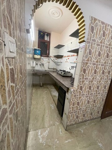 Kitchen in 1 BHK Builder Floor at Lajpat Nagar – for Rent