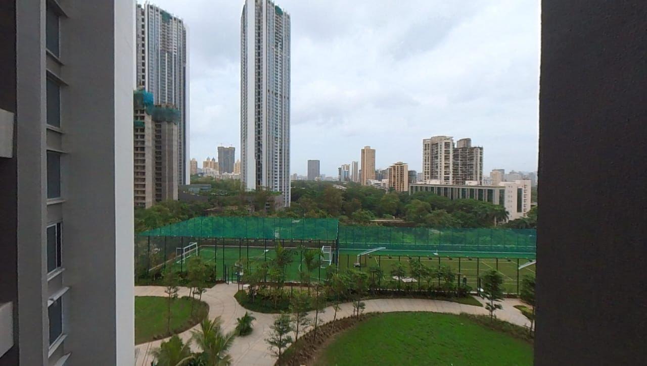 3 BHK Apartment For Rent in Oberoi Eternia