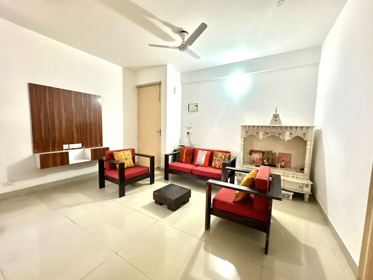 Team Area, breez-global-heights 2 Bedroom 710 Sq.Ft. Apartment In Sohna Sector 33 Gurgaon 9040950