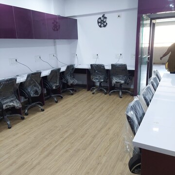  Office Space For Rent in Ashram Road