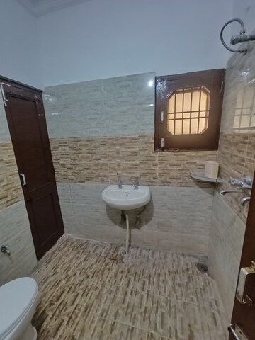 Bathroom in 3 BHK Independent House at Sector 15 – for Rent