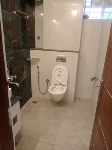 Bathroom in 3 BHK Builder Floor at Richmond Town – for Rent