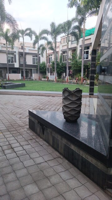 Balcony in 3 BHK Villa at Mr 11 – for Rent