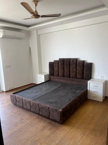 Bedroom in 4 BHK Apartment at Tulip Violet, Sector 69 – for Rent