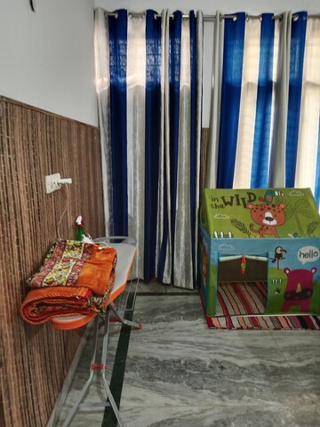 Bedroom in 2.5 BHK Builder Floor at Sector 6 – for Rent