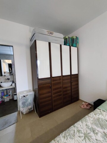 Bedroom in 3 BHK Apartment at Kanakia Silicon Valley, Powai – for Rent