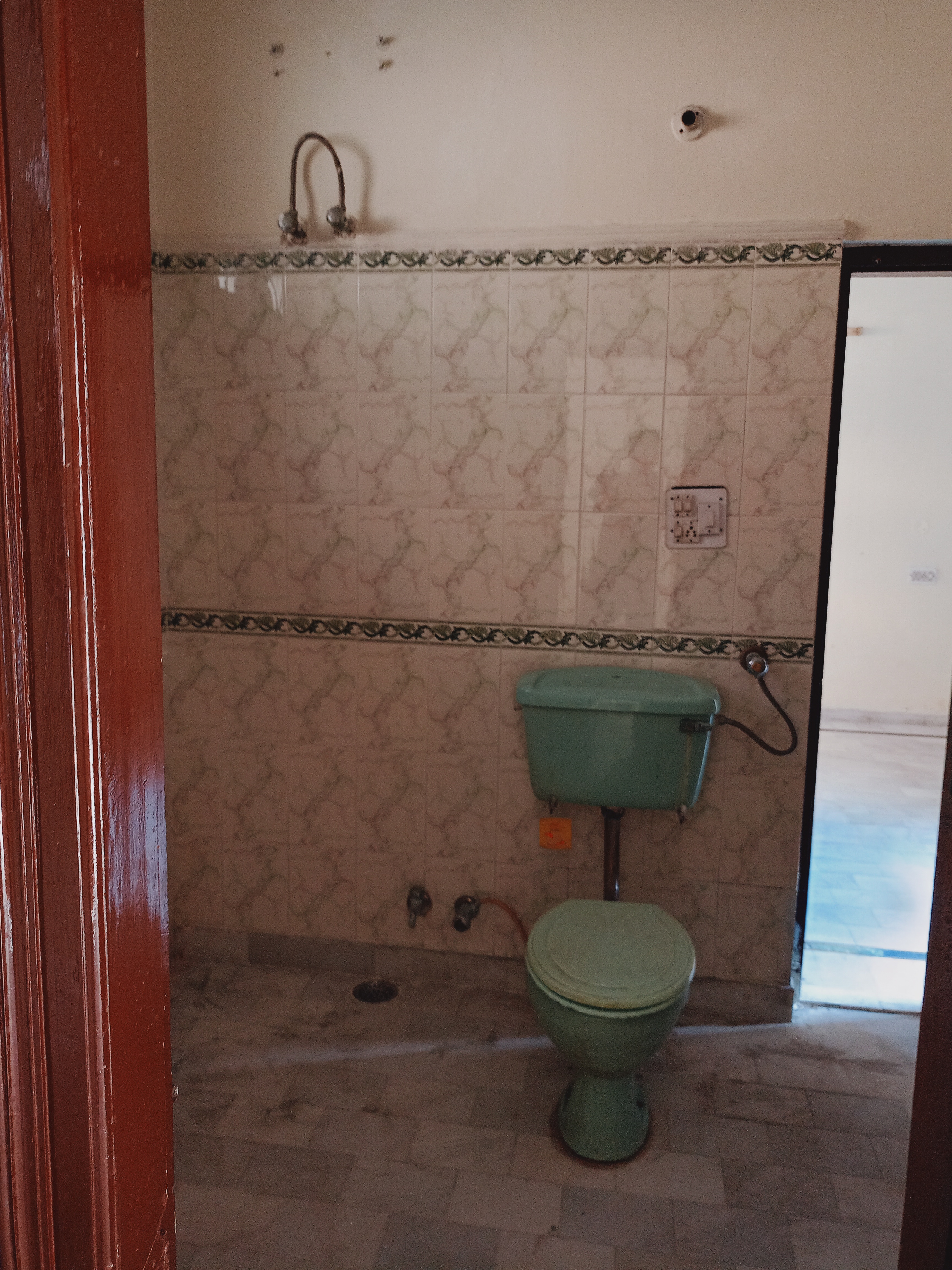 Bathroom in 1 BHK Independent House at Sector 15 – for Rent