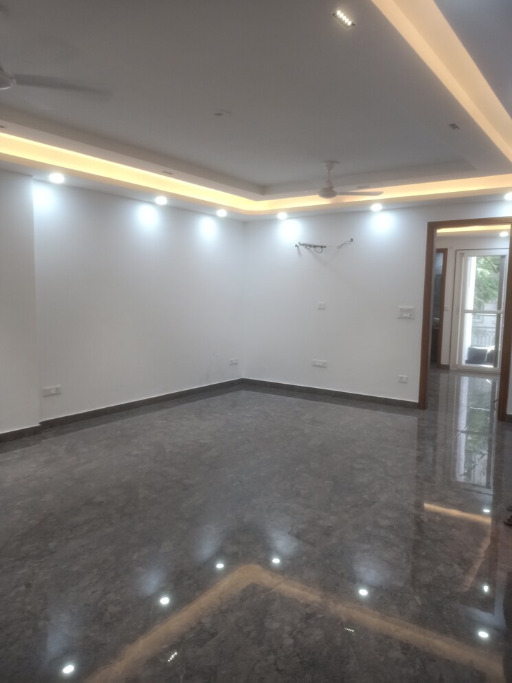 Room, vasant kunj enclave 4 Bedroom 1600 Sq.Ft. Builder Floor In Vasant Kunj Enclave Delhi 9041063